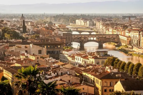 cidades na toscana